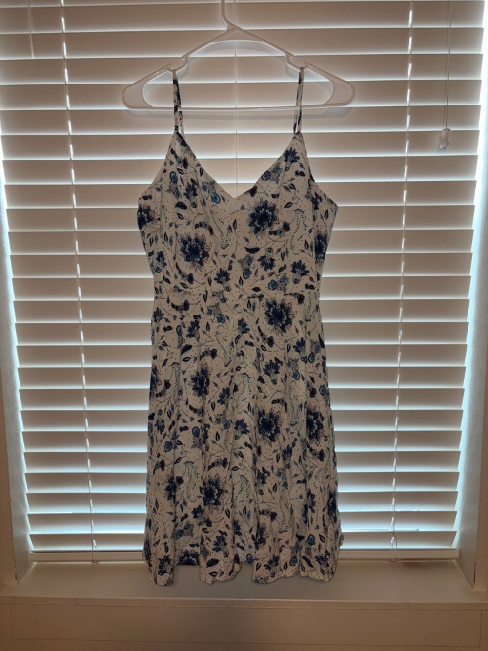 Gap Blue Floral V-Neck Spaghetti Strap Dress